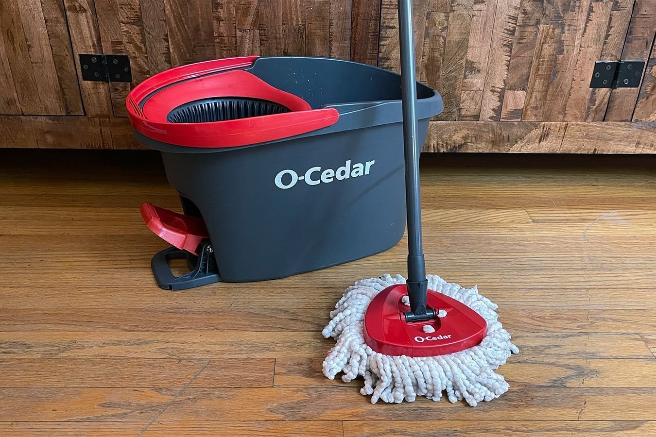 How to Clean Mop Buckets