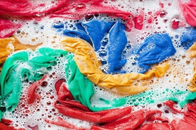 How Much Time to Soak Clothes in Detergent before Washing